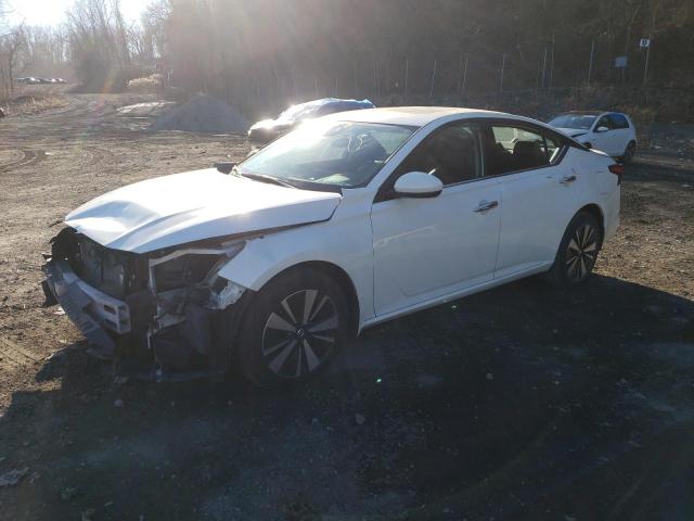 1N4BL4EW2KN303250 - 2019 NISSAN ALTIMA SL WHITE photo 1