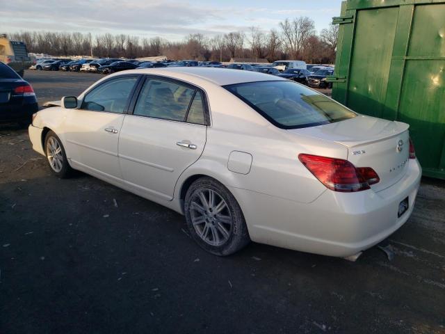 4T1BK36B58U313199 - 2008 TOYOTA AVALON XL WHITE photo 2