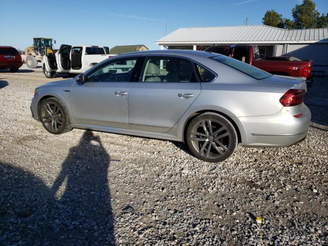 1VWDT7A33HC069556 - 2017 VOLKSWAGEN PASSAT R-LINE Gümüş foto 2