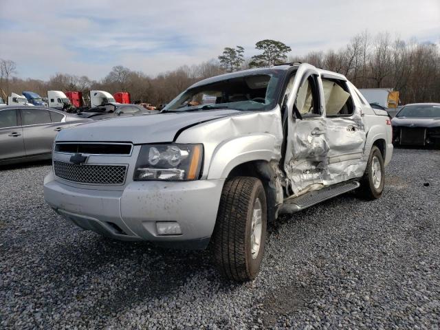 3GNMCFE0XDG150937 - 2013 CHEVROLET AVALANCHE LT SILVER photo 1