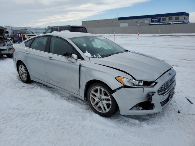 1FA6P0H77E5382681 - 2014 FORD FUSION SE SILVER photo 4