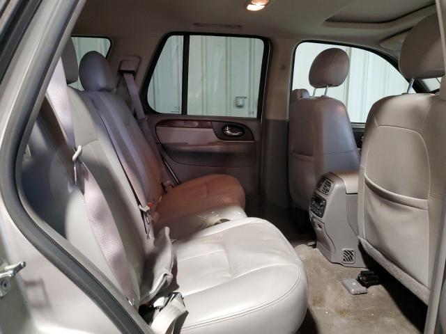 1GKDS13S962347066 - 2006 GMC ENVOY SILVER photo 11