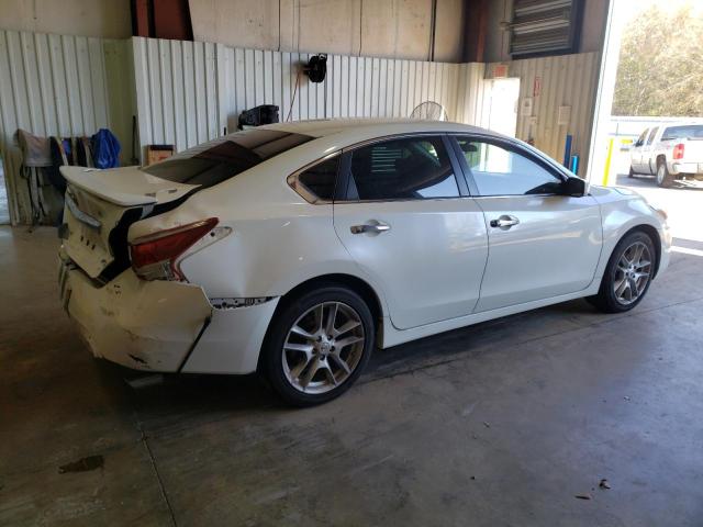 1N4AL3AP1DC120831 - 2013 NISSAN ALTIMA 2.5 WHITE photo 3