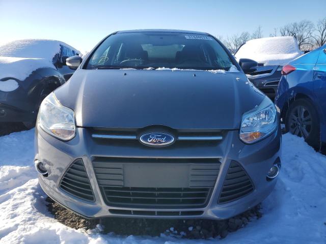 1FADP3F24EL377854 - 2014 FORD FOCUS SE GRAY photo 5