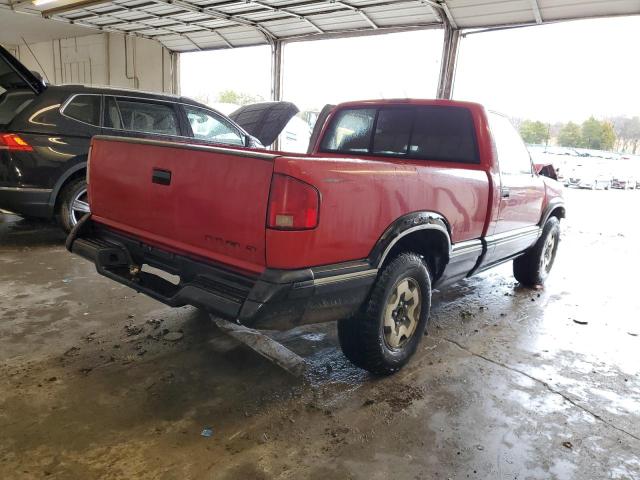 1GCDT14X8T8137490 - 1996 CHEVROLET S TRUCK S10 RED photo 3