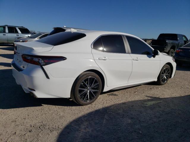 4T1G11AK2RU845001 - 2024 TOYOTA CAMRY SE NIGHT SHADE WHITE photo 3