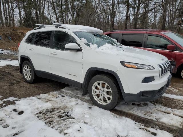 1C4PJMCB8GW197569 - 2016 JEEP CHEROKEE LATITUDE WHITE photo 4