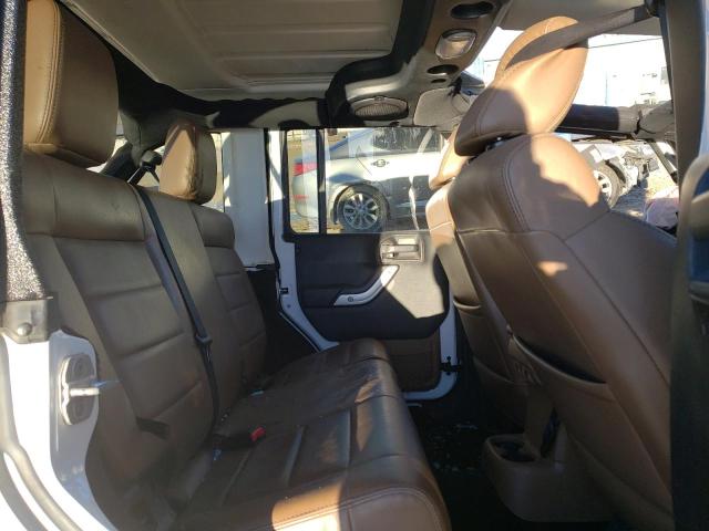 1C4HJWEG3CL267192 - 2012 JEEP WRANGLER U SAHARA WHITE photo 10