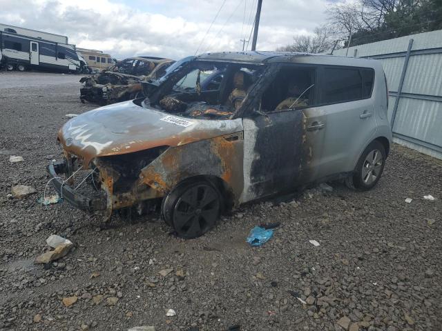 KNDJN2A21G7868432 - 2016 KIA SOUL SILVER photo 1