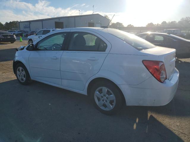 1G1JA5SH1F4148136 - 2015 CHEVROLET SONIC LS 白色 照片 2