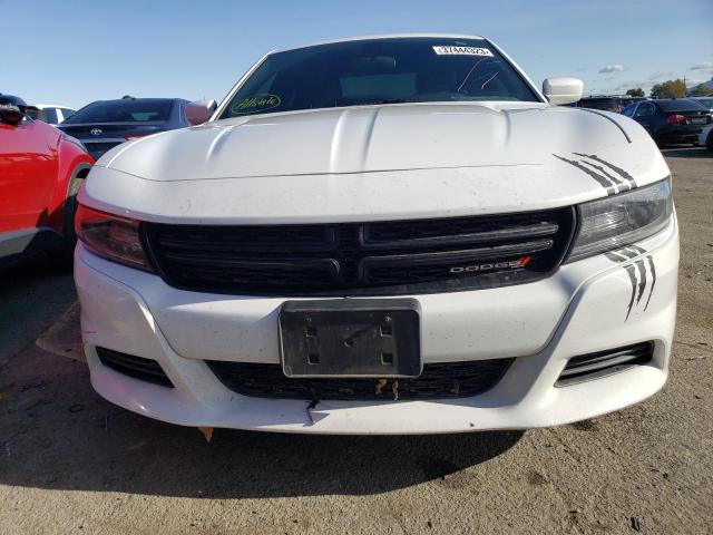 2C3CDXBG6KH572245 - 2019 DODGE CHARGER SXT WHITE photo 5