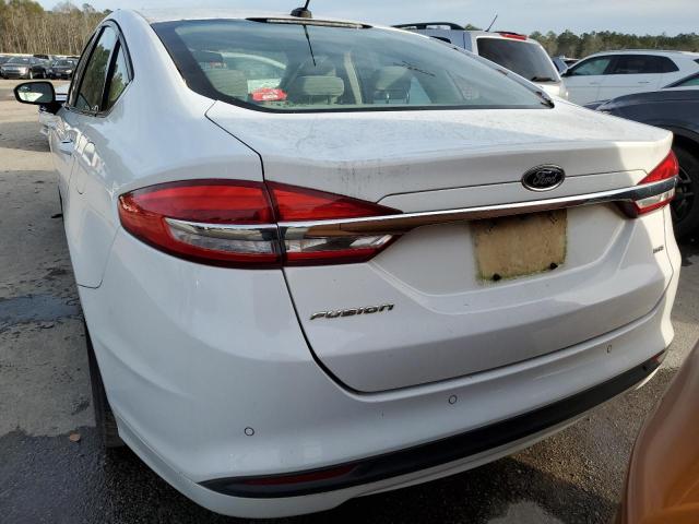 3FA6P0H77HR327911 - 2017 FORD FUSION SE WHITE photo 6