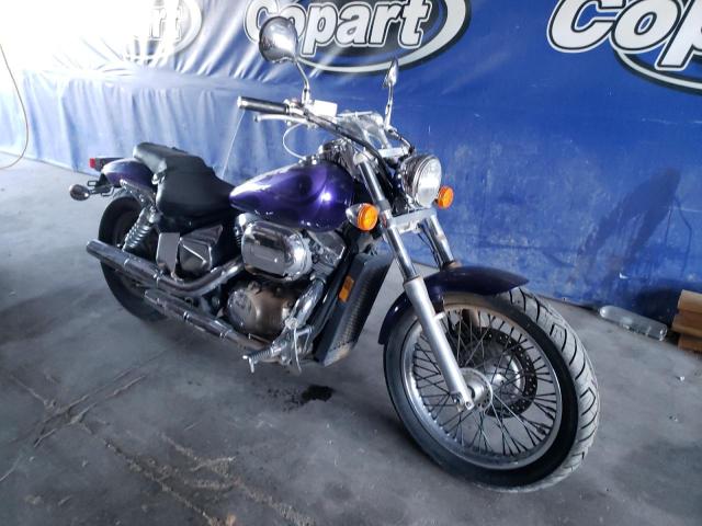 JH2RC44553M700709 - 2003 HONDA VT750 DCB PURPLE photo 1