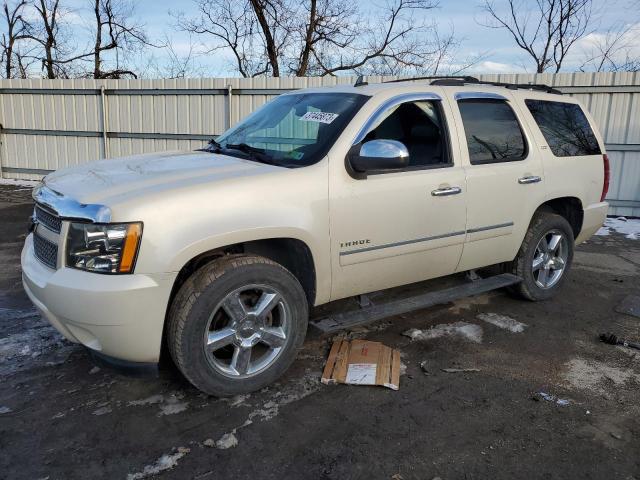 1GNSKCE00ER225963 - 2014 CHEVROLET TAHOE K1500 LTZ WHITE photo 1