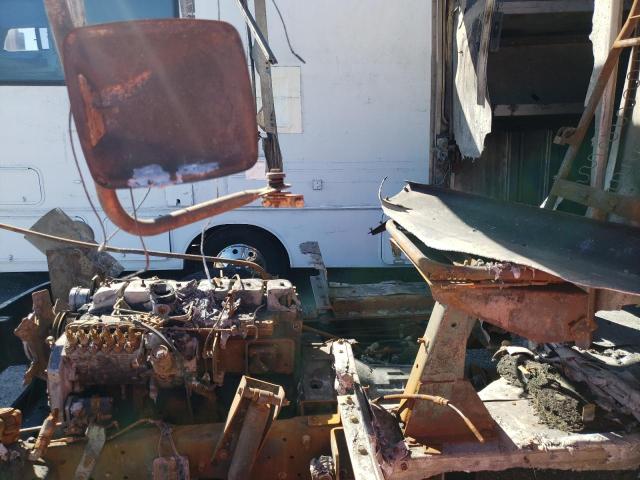 4UZA4FF49WC897635 - 1998 FREIGHTLINER CHASSIS M LINE WALK-IN VAN WHITE photo 7