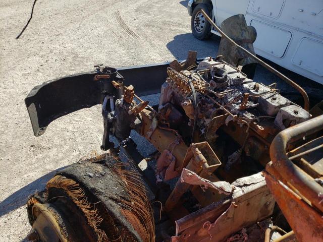 4UZA4FF49WC897635 - 1998 FREIGHTLINER CHASSIS M LINE WALK-IN VAN WHITE photo 9