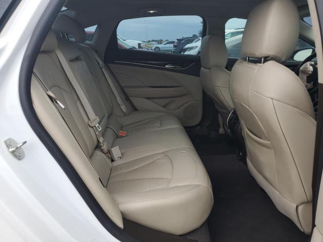 1G4ZP5SS8HU166572 - 2017 BUICK LACROSSE ESSENCE თეთრი ფოტო 10