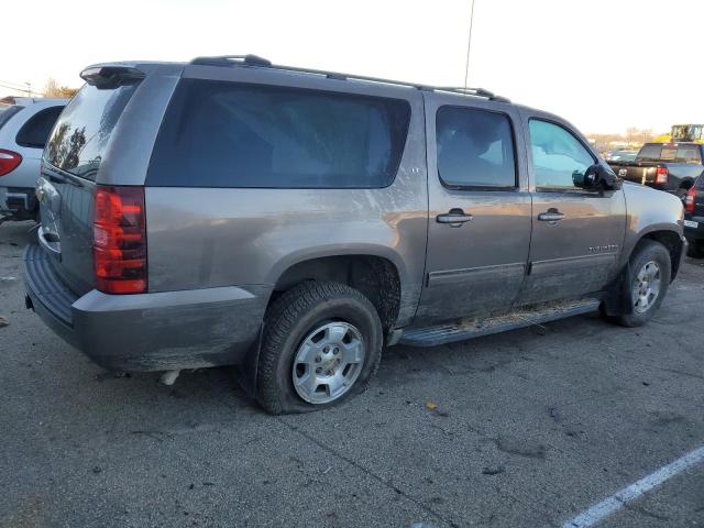 1GNSKJE74DR103512 - 2013 CHEVROLET SUBURBAN K1500 LT GRAY photo 3