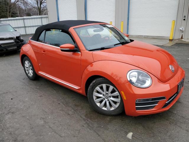 3VW517AT3HM812662 - 2017 VOLKSWAGEN BEETLE S/SE ORANGE photo 4