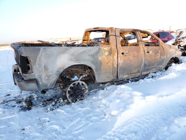 3C63R3DL5JG310786 - 2018 RAM 3500 SLT MAROON photo 3