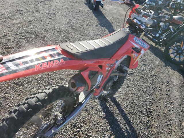 JH2ME1230LK200473 - 2020 HONDA CRF250 R RED photo 4