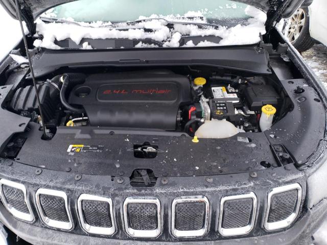 3C4NJDBB6NT199767 - 2022 JEEP COMPASS LATITUDE GRAY photo 11