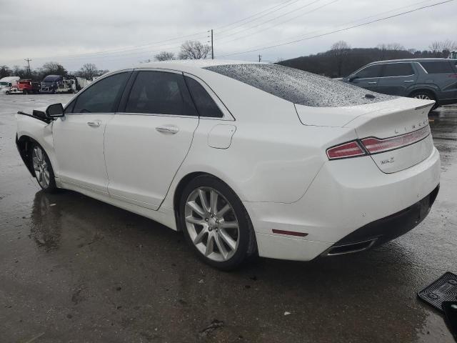 3LN6L2GK6GR618143 - 2016 LINCOLN MKZ WHITE photo 2