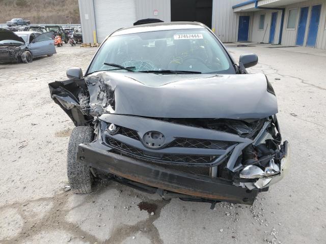 2T1BU4EE6CC880608 - 2012 TOYOTA COROLLA BASE BLACK photo 5