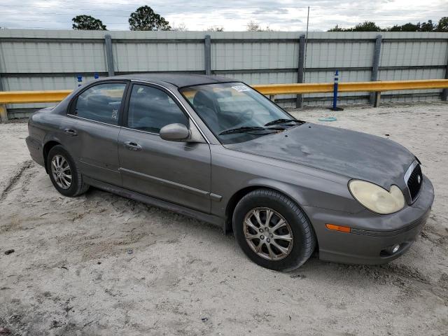 KMHWF25SX3A743693 - 2003 HYUNDAI SONATA GL GRAY photo 4