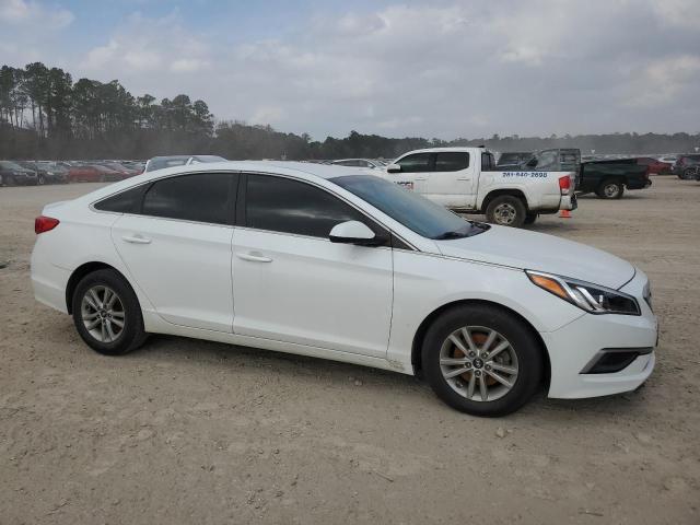 5NPE24AF0HH499486 - 2017 HYUNDAI SONATA WHITE photo 4