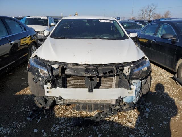 1G1ZE5ST2HF128027 - 2017 CHEVROLET MALIBU LT WHITE photo 5