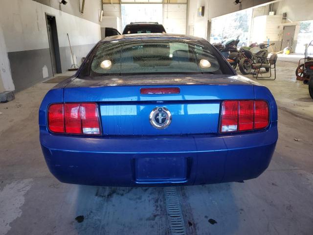 1ZVHT80N085117075 - 2008 FORD MUSTANG BLUE photo 6