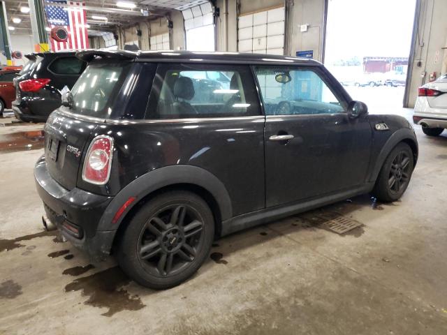 WMWSV3C53BTY14208 - 2011 MINI COOPER S BLACK photo 3