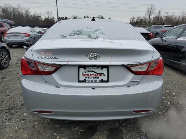 5NPEC4AC8CH364851 - 2012 HYUNDAI SONATA SE SILVER photo 6