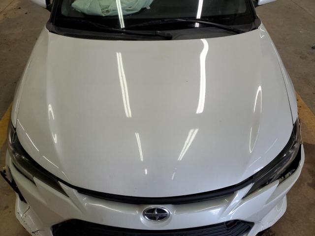 JTKJF5C77FJ003739 - 2015 TOYOTA SCION TC WHITE photo 11