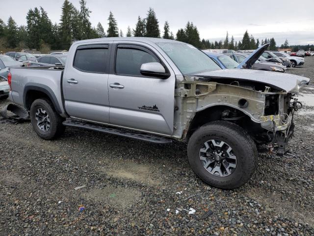 5TFCZ5AN7HX093872 - 2017 TOYOTA TACOMA DOUBLE CAB SILVER photo 4