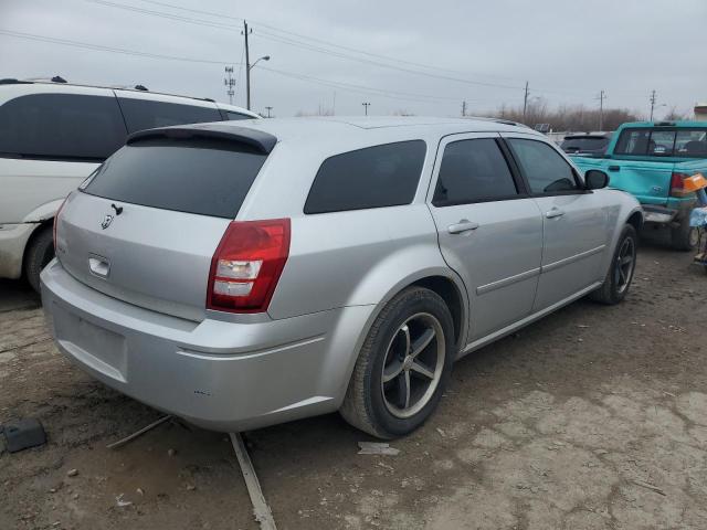 2D4FV47T97H642731 - 2007 DODGE MAGNUM SE SILVER photo 3