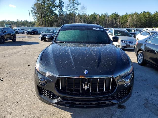 ZN661XUA5JX294294 - 2018 MASERATI LEVANTE BLACK photo 5