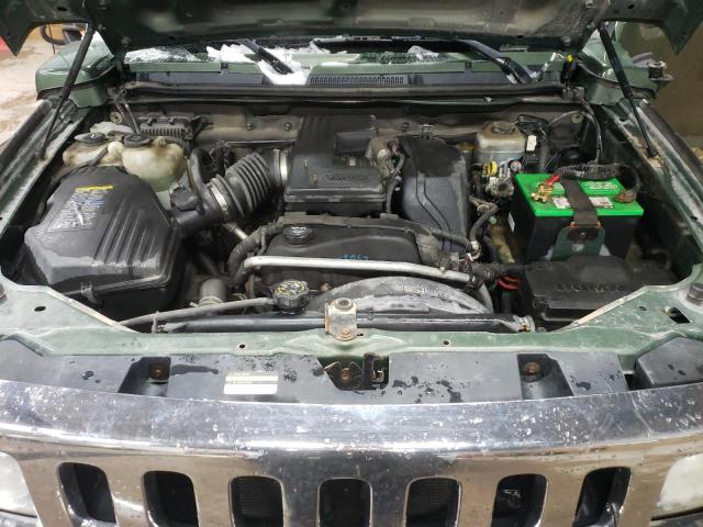 5GTDN136X68107309 - 2006 HUMMER H3 GREEN photo 12