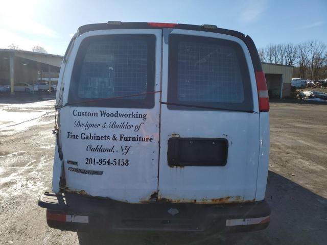 1GCZGFBA9A1175337 - 2010 CHEVROLET EXPRESS G2 WHITE photo 6