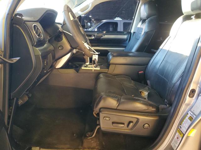 5TFGY5F15EX152634 - 2014 TOYOTA TUNDRA CREWMAX PLATINUM Grau Foto 7