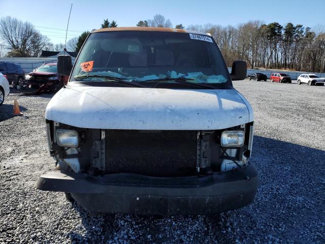 1GCGG25V751144432 - 2005 CHEVROLET EXPRESS G2 WHITE photo 5