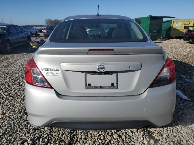 3N1CN7AP1KL806019 - 2019 NISSAN VERSA S SILVER photo 6