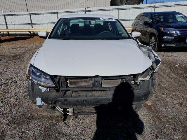 3VW167AJ4HM398239 - 2017 VOLKSWAGEN JETTA S WHITE photo 5