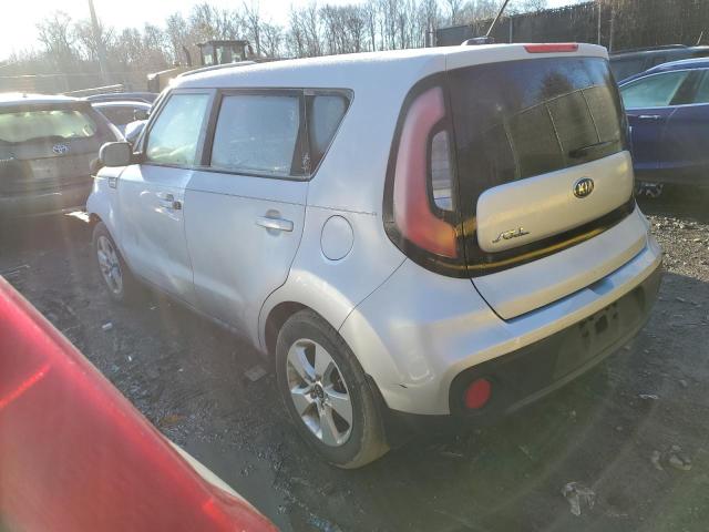 KNDJN2A25J7600457 - 2018 KIA SOUL SILVER photo 2