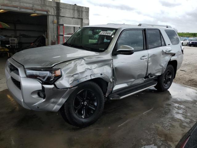 2016 TOYOTA 4RUNNER SR5, 