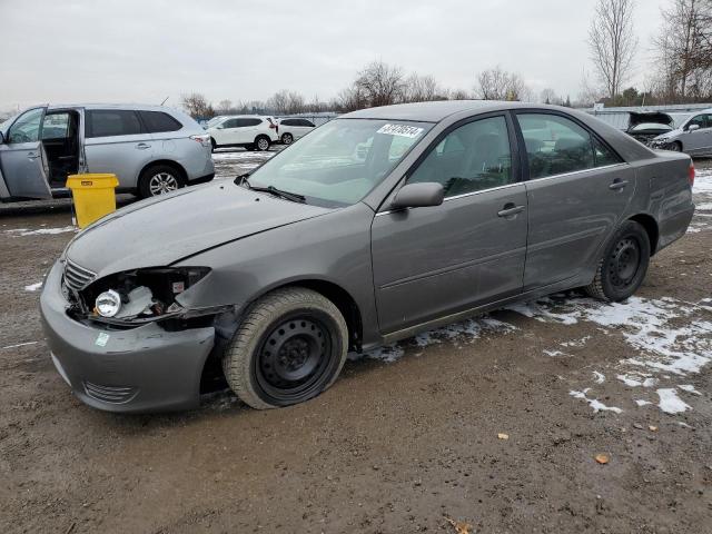 4T1BE32K75U955500 - 2005 TOYOTA CAMRY LE GRAY photo 1