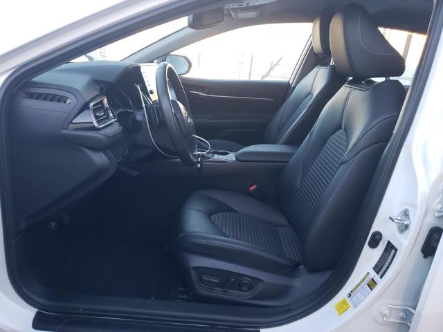 4T1T11AK7PU764362 - 2023 TOYOTA CAMRY SE NIGHT SHADE WHITE photo 7