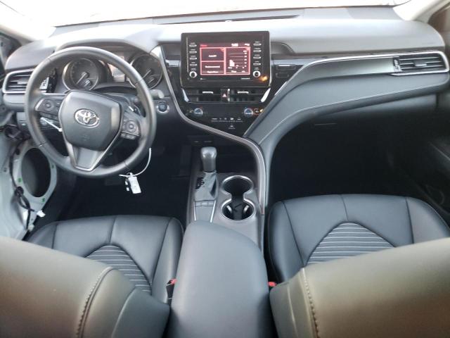 4T1T11AK7PU764362 - 2023 TOYOTA CAMRY SE NIGHT SHADE WHITE photo 8