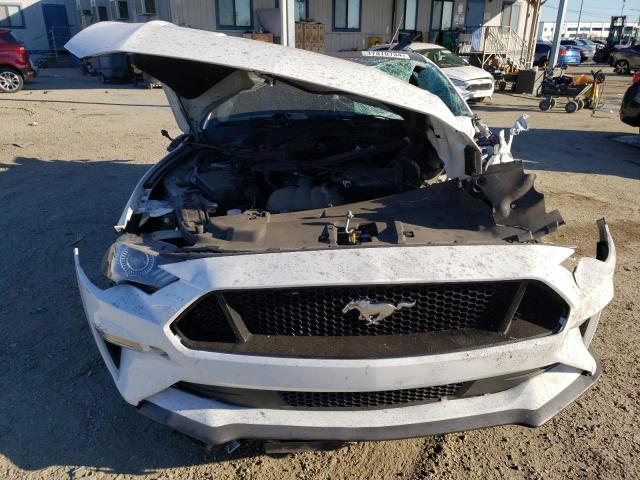 1FA6P8CF5K5112213 - 2019 FORD MUSTANG GT WHITE photo 5
